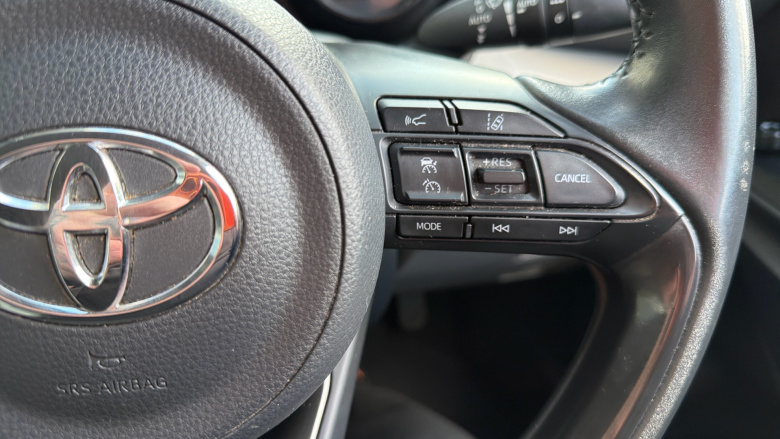 Toyota Yaris 1.5 Hybrid Excel 5dr CVT Hybrid Hatchback